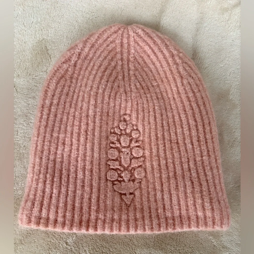 FP Movement Major Mogul Beanie in Peach- NWOT